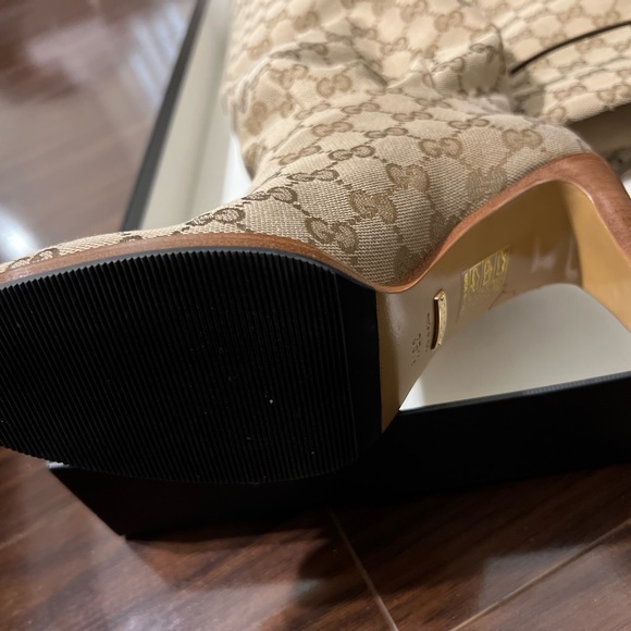 Gucci monogram Malaga canvas knee high boots sz 35.5 - Picture 4 of 9